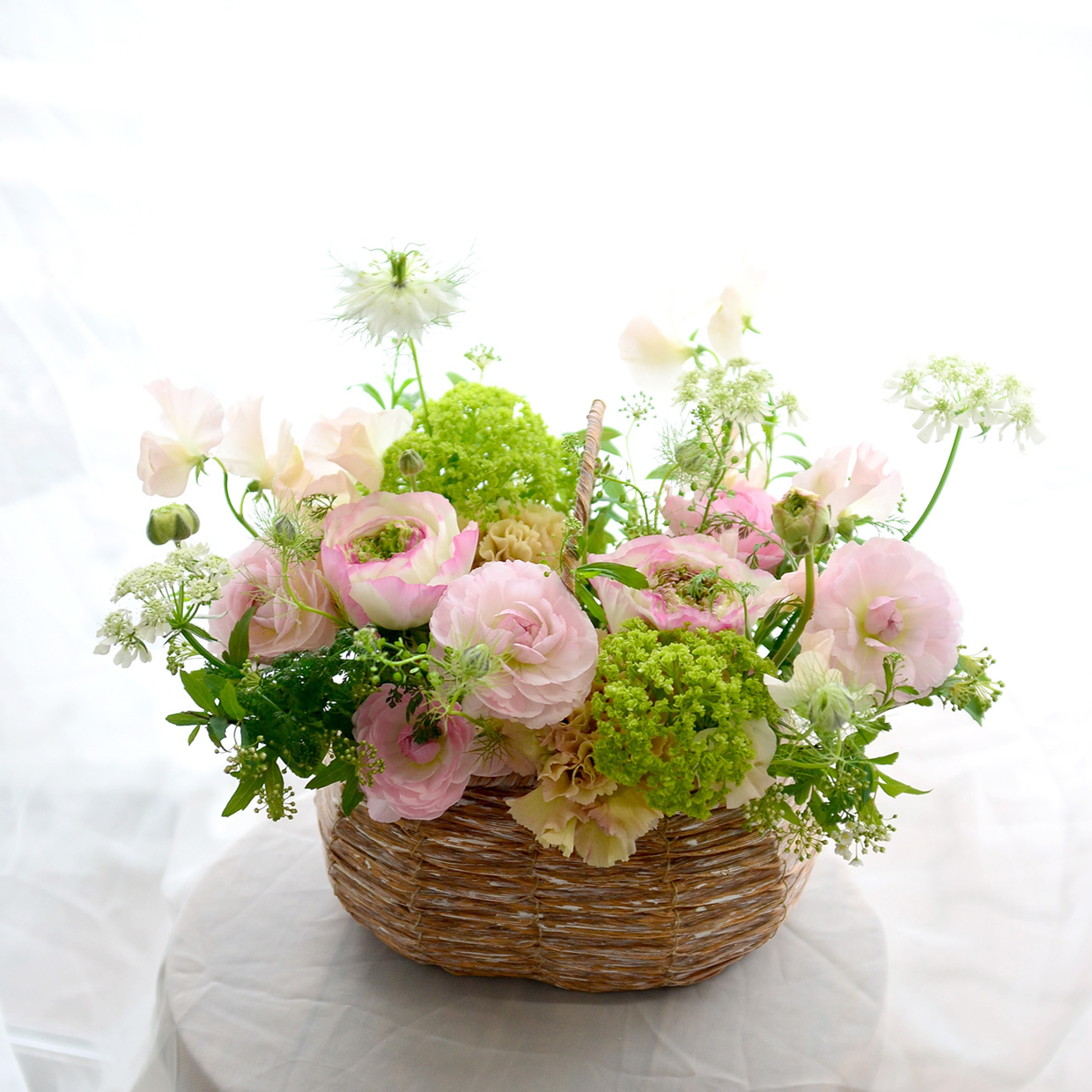 ナチュラルバスケットアレンジメント